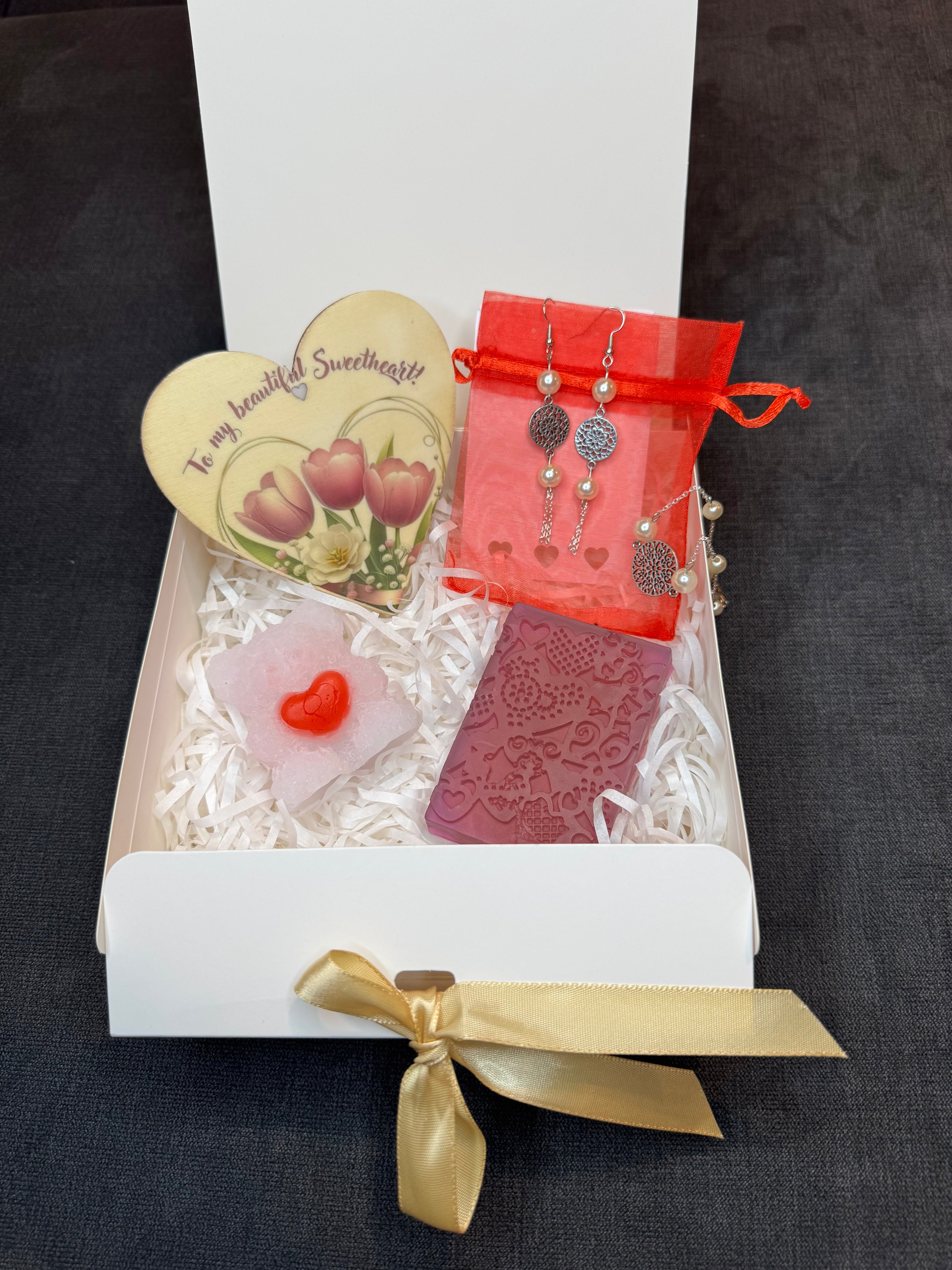 Valentine's Day Gift Box 2